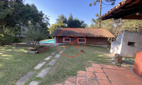 Chácara em Condomínio Antes do Centro de Ibiúna!!