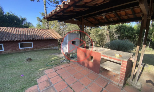 Chácara em Condomínio Antes do Centro de Ibiúna!!