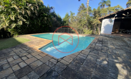 Chácara em Condomínio Antes do Centro de Ibiúna!!