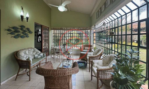 Chácara em Condomínio Antes do Centro de Ibiúna!!