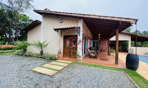 Chácara em Condomínio Fechado em Ibiúna!!