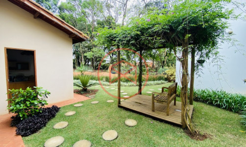 Chácara em Condomínio Fechado em Ibiúna!!