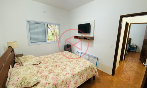 Chácara em Condomínio Fechado em Ibiúna!!