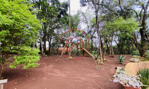 Chácara em Condomínio Fechado em Ibiúna!!