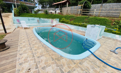 Chácara Próximo do Centro de Ibiúna!!