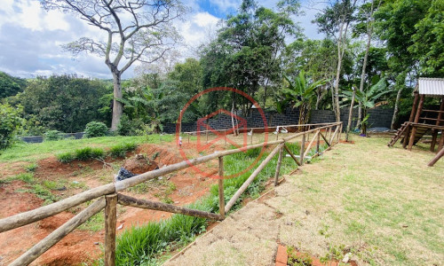 Chácara Próximo do Centro de Ibiúna!!