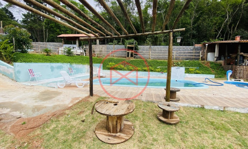 Chácara Próximo do Centro de Ibiúna!!