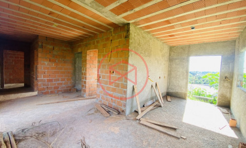 Chácara em Condomínio Antes do Centro de Ibiúna!!