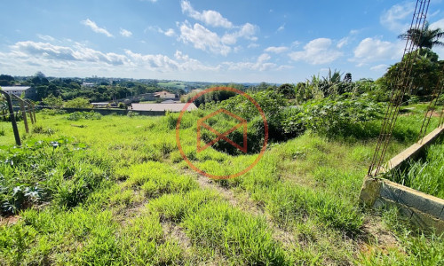 Chácara em Condomínio Antes do Centro de Ibiúna!!