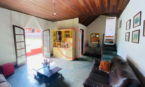 Chácara Antes do Centro de Ibiúna!!