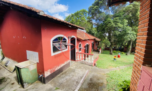 Chácara Antes do Centro de Ibiúna!!