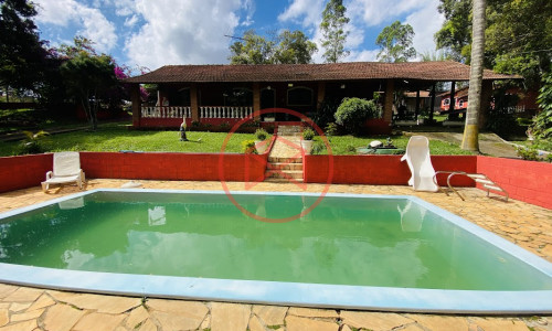 Chácara Antes do Centro de Ibiúna!!