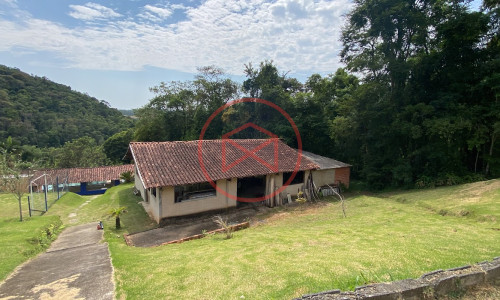 Chácara com 12.500 mts em Ibiúna!!