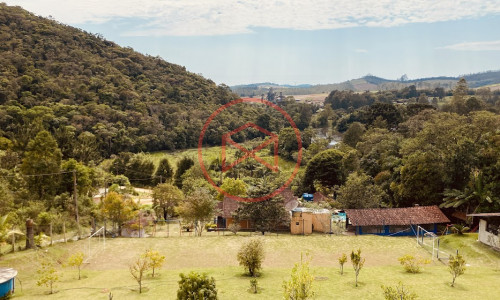 Chácara com 12.500 mts em Ibiúna!!