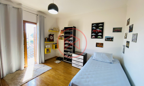 Casa em Condomínio de Alto Padrão!