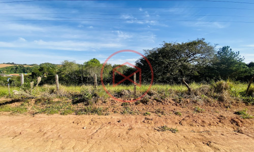 Terreno Próximo do centro de Ibiúna!