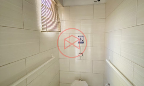 Casa Comercial no Centro de Ibiúna