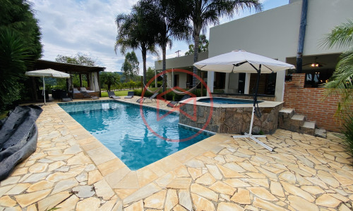 Chácara em Condomínio Fechado - Interior de São Paulo Ibiúna