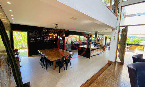 Chácara em Condomínio Fechado - Interior de São Paulo Ibiúna