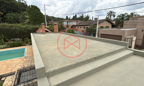 Chácara em condomínio Fechado Próximo ao centro de Ibiúna