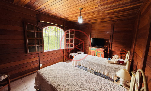 Chácara em condomínio Fechado Próximo ao centro de Ibiúna