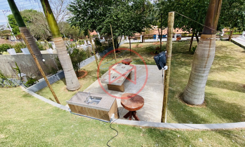 Casa em Condomínio Fechado antes do centro de Ibiúna.