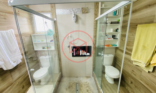 Casa em Condomínio Fechado antes do centro de Ibiúna.