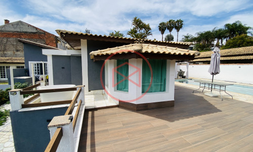 Casa em Condomínio Fechado antes do centro de Ibiúna.