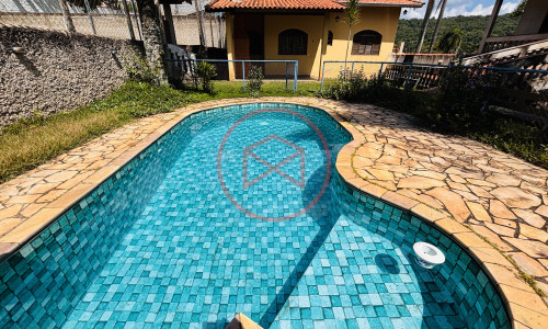 Chácara em Condomínio Fechado em Ibiúna. Interior de SP