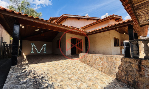 Chácara em Condomínio Fechado em Ibiúna. Interior de SP