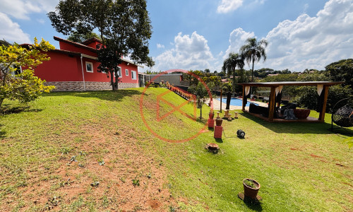 Chácara em Condomínio Fechado. Interior de SP