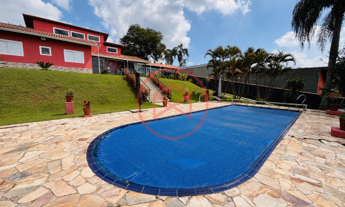 Chácara em Condomínio Fechado. Interior de SP