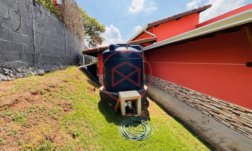 Chácara em Condomínio Fechado. Interior de SP