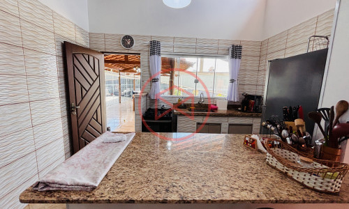 Chácara em Condomínio Fechado. Interior de SP