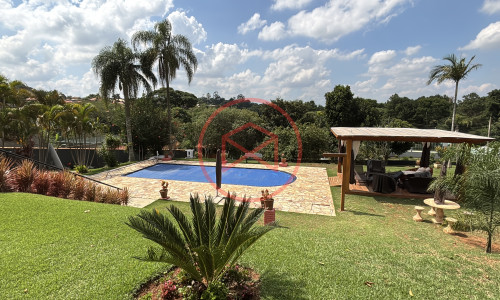 Chácara em Condomínio Fechado. Interior de SP