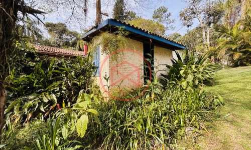 Chácara em Condomínio com acesso a Represa de Ibiúna