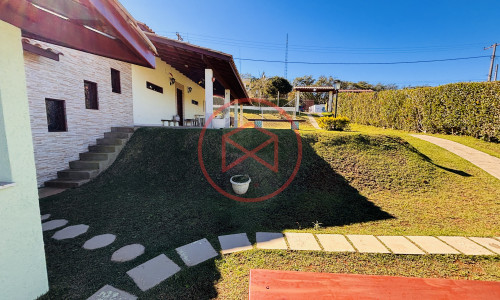Chácara em Condomínio Fechado em Ibiúna