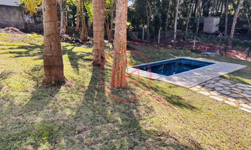 Chácara em Condomínio Fechado Antes do Centro de Ibiúna