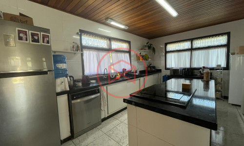 Chácara em Condomínio Fechado antes do Centro de Ibiúna/SP