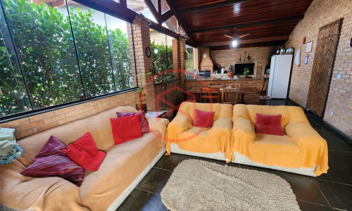 Casa em Condomínio Fechado Antes do Centro de Ibiúna